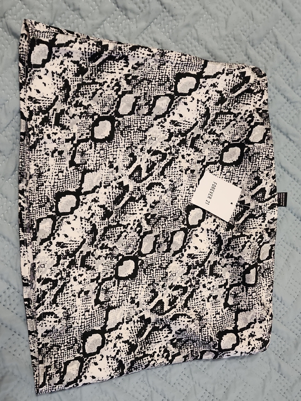 Forever 21 Black and White Snake-Print Women's Tube Top